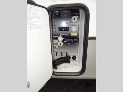 2022 Keystone RV Avalanche - Photo 10