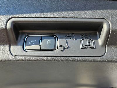 2026 Ford Explorer — photo 25 view