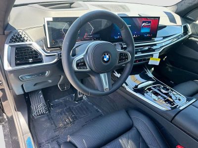 2026 BMW X7 — photo 7 view