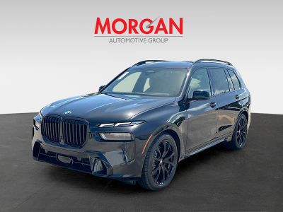 2026 BMW X7 — rear three-quarter view