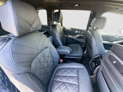 2026 BMW X7 — photo 23 view