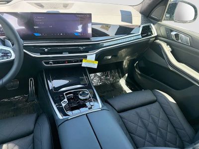 2026 BMW X7 — photo 18 view