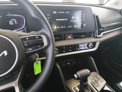 2025 Kia Sportage - Photo 19