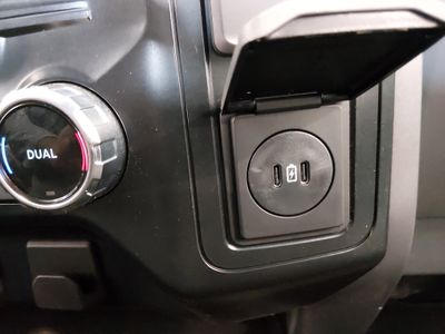 2025 Ford F-150 — photo 19 view