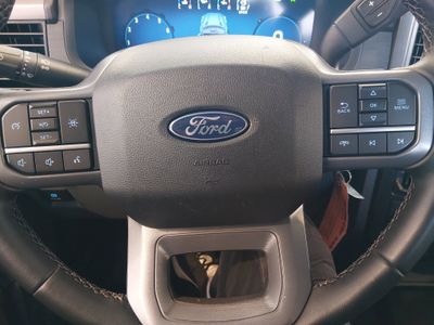 2025 Ford F-150 — photo 12 view