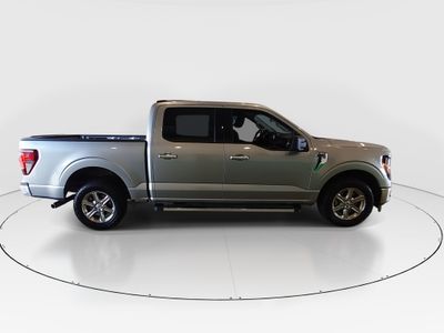 2025 Ford F-150 — photo 8 view