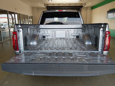 2025 Ford F-150 — photo 11 view