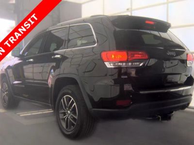 2017 Jeep Grand Cherokee — detail view