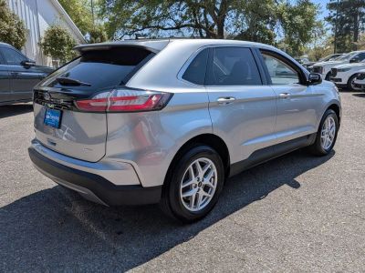 2023 Ford Edge - Photo 4