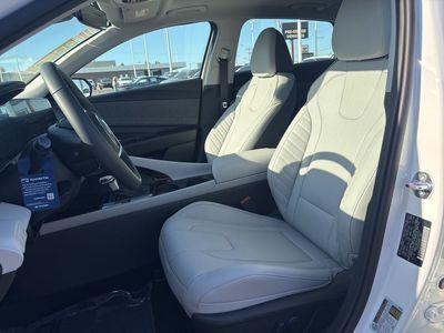 2026 Hyundai Elantra Hybrid - Photo 9