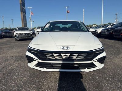 2026 Hyundai Elantra Hybrid - Photo 16