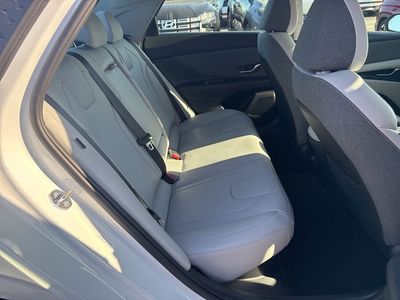 2026 Hyundai Elantra Hybrid - Photo 12