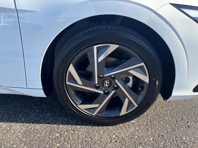 2026 Hyundai Elantra Hybrid - Photo 4