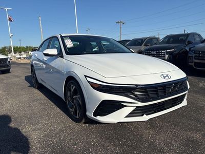 2026 Hyundai Elantra Hybrid - Photo 17