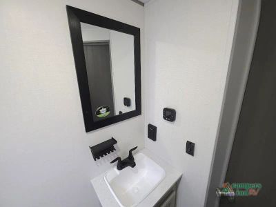 2027 Coachmen RV Catalina — photo 46 view