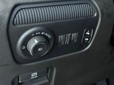 2024 Jeep Wagoneer - Photo 35