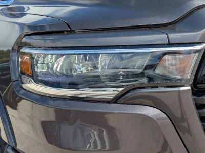 2026 Ram 1500 — photo 9 view