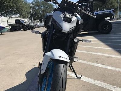 2025 Yamaha MT-07 — photo 8 view