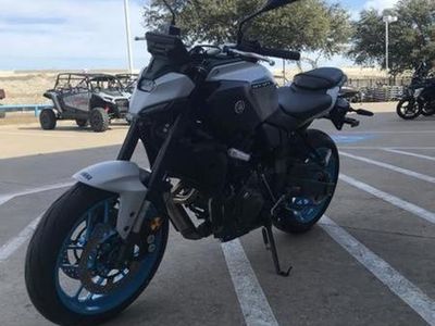 2025 Yamaha MT-07 — detail view