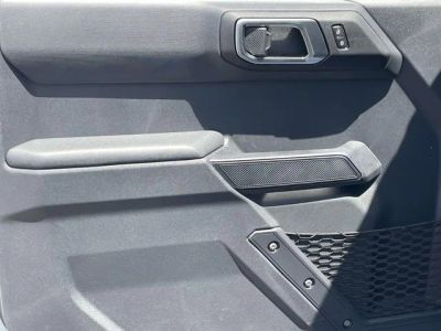 2026 Ford Bronco — photo 11 view