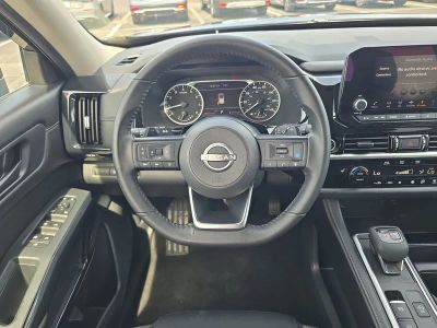 2024 Nissan Pathfinder — photo 10 view