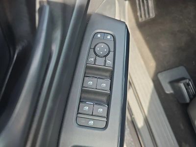 2024 Nissan Pathfinder — photo 14 view
