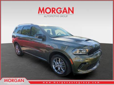 2026 Dodge Durango GT Plus HEMI V8 in Green — front three-quarter view