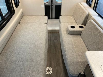 2024 Thor Motor Coach DAZZLE - Photo 11
