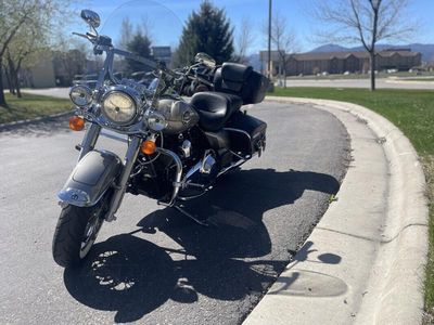 2009 Harley-Davidson FLHRC - Road King Classic - Photo 4
