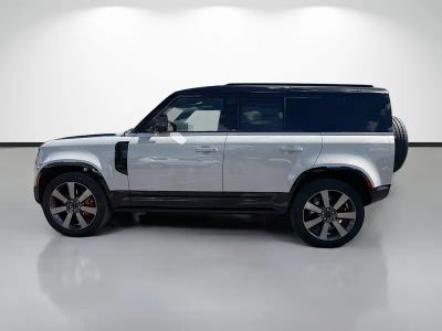 2026 Land Rover Defender 110 — side profile view