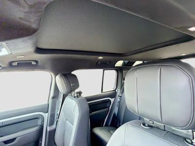 2026 Land Rover Defender 110 — photo 27 view
