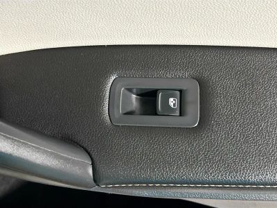 2022 Volkswagen Tiguan — photo 27 view