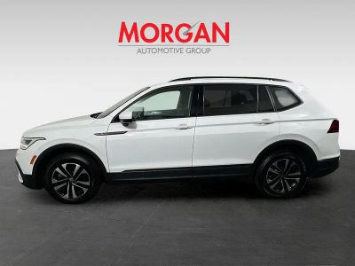 2022 Volkswagen Tiguan — engine compartment view