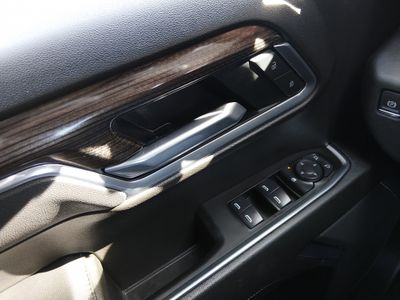 2025 Chevrolet Silverado 1500 — photo 21 view