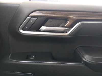 2025 Chevrolet Silverado 1500 — photo 22 view