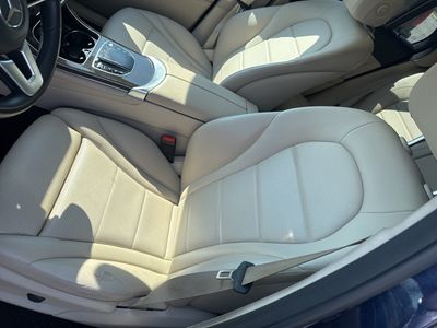 2021 Mercedes-Benz GLC - Photo 5