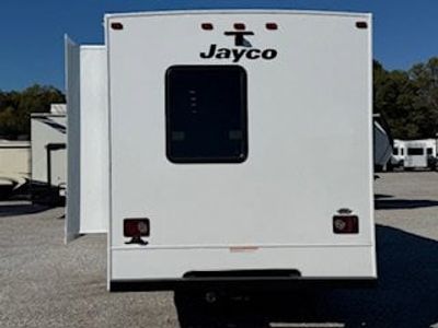 2026 Jayco Redhawk SE - Photo 6
