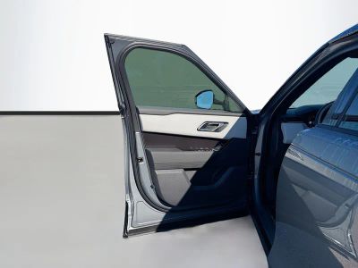2026 Land Rover Range Rover Velar — photo 21 view