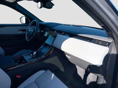 2026 Land Rover Range Rover Velar — photo 14 view