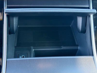 2026 Land Rover Range Rover Velar — photo 30 view
