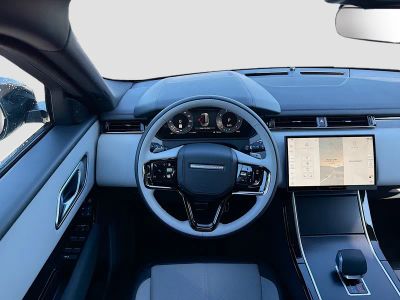 2026 Land Rover Range Rover Velar — photo 17 view