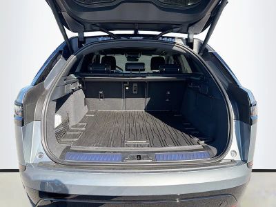 2026 Land Rover Range Rover Velar — photo 12 view