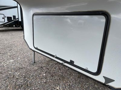 2017 Keystone RV Avalanche - Photo 16