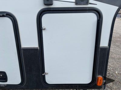 2017 Keystone RV Avalanche - Photo 8