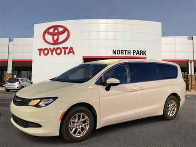 2022 Chrysler Voyager - Photo 1