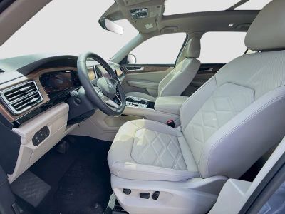 2026 Volkswagen Atlas — photo 16 view