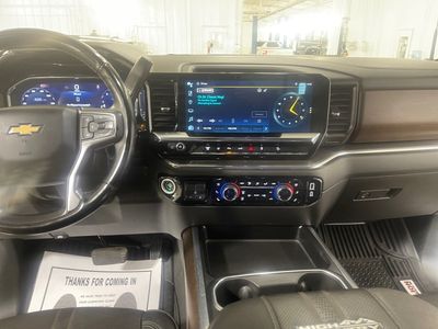 2024 Chevrolet Silverado 3500HD — photo 13 view