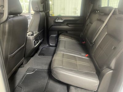 2024 Chevrolet Silverado 3500HD — photo 15 view