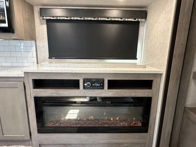 2020 Keystone Outback - Photo 12