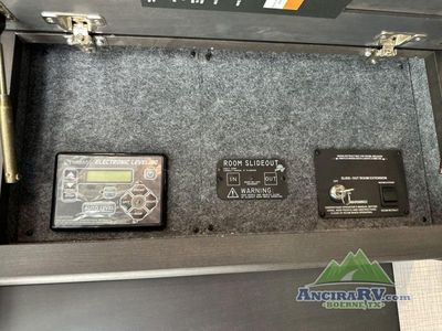 2026 Fleetwood RV Discovery - Photo 29